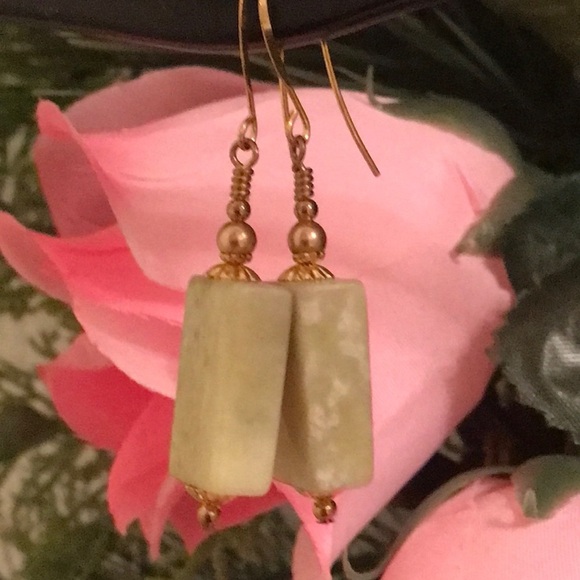 🔥ON SALE🔥3/$25🔥 💖 LA Design💖Handmade Earrings - Picture 5 of 6